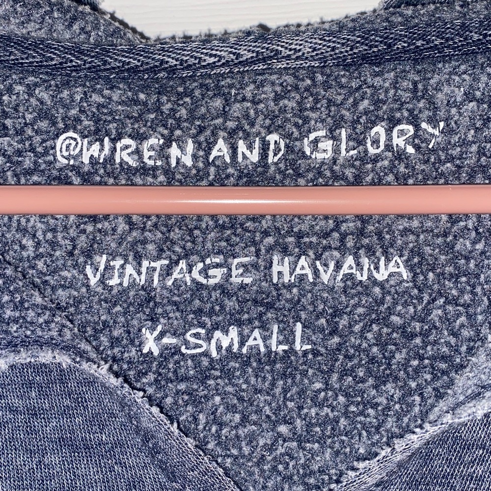 Wren and Glory vintage Havana hoodie, oversized XS. - Picture 4 of 7